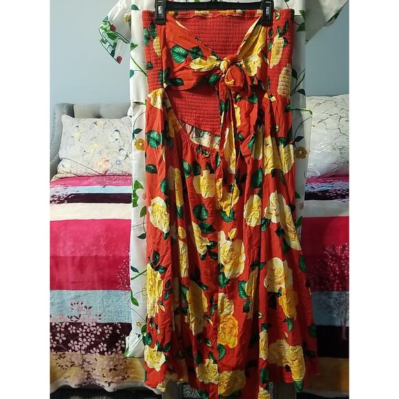 Almost Famous Red Floral Dress with Large Yellow Flowers - Picture 5 of 8